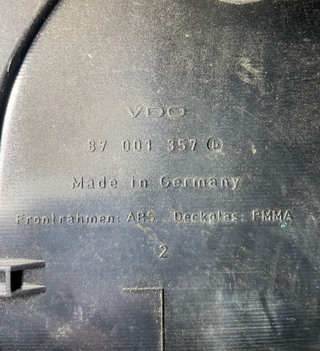 VDO Instrument Speedometer Gauge Cluster - 87 001 357 / 2105402811 -For MBZ W210