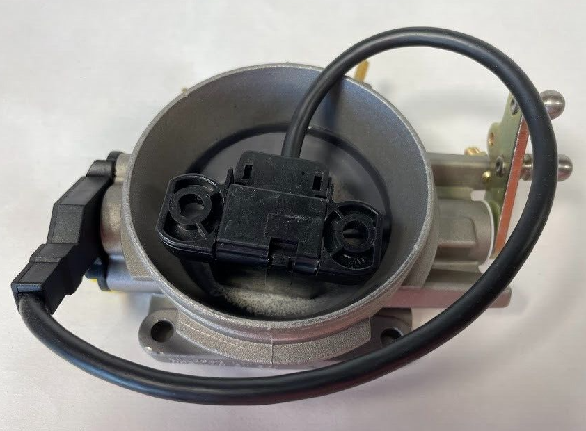 Mercedes-Benz Throttle Housing - 002-140-27-53 -For MBZ 260E, 300E, 300SE & More