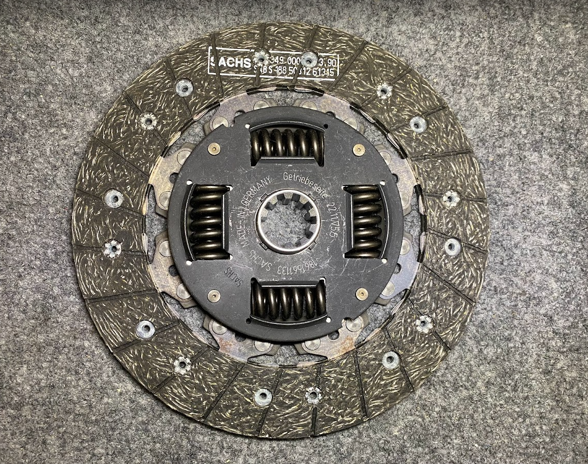 Sachs Clutch Disc - 1861-661-133 / 21-21-1-223-097 - Fits BMW 325i, 325iX & More