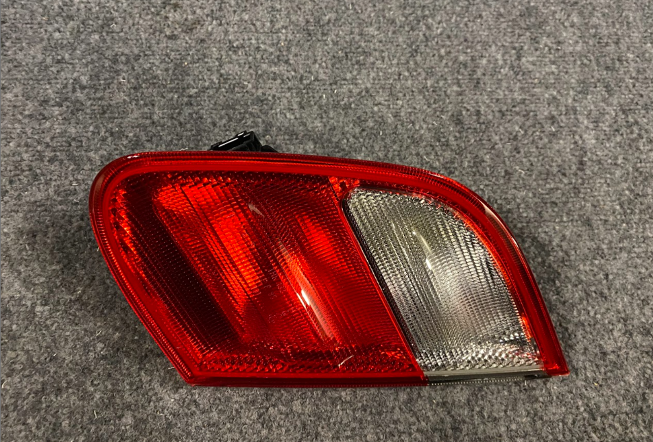 Mercedes-Benz RH Tail Lamp Assy - A2088201264 - MBZ CLK320 / CLK430 & CLK55 AMG