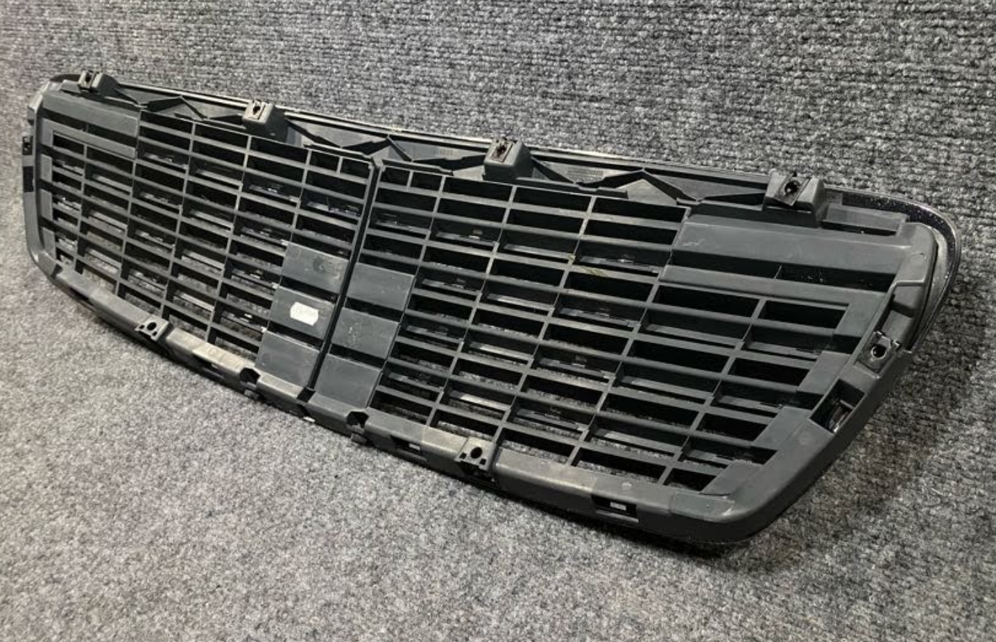 Mercedes-Benz Grille Paneling - A 211 880 02 83 7D11 - Fits MBZ E Class 2003-06