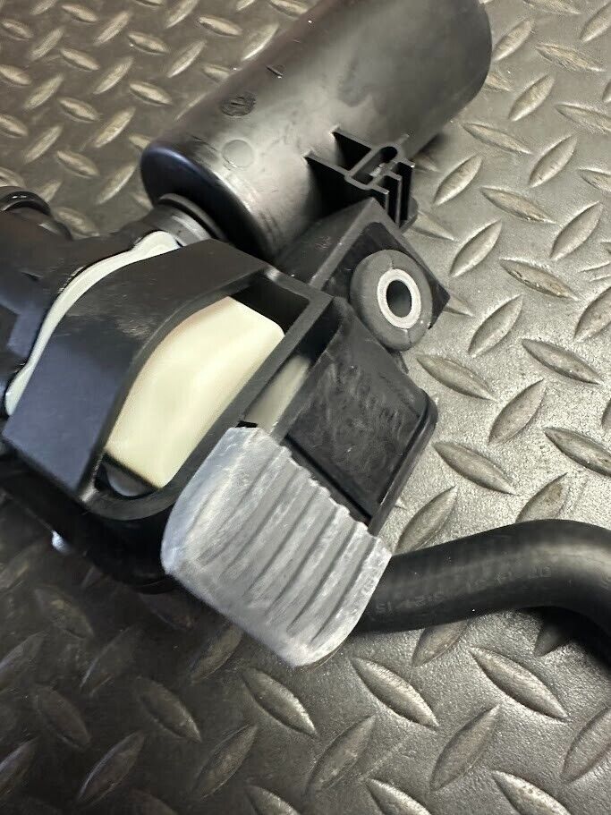 BMW Leak Detection Pump With Dust Filter - 16-13-7-167-539 - For BMW 760i & More