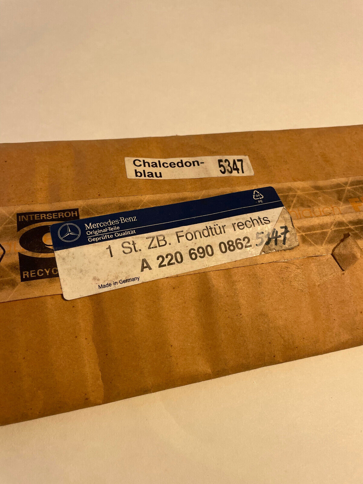 Mercedes-Benz Rear RH Door Strip - 220-690-08-62-5347 - For MBZ S500 2003-2005