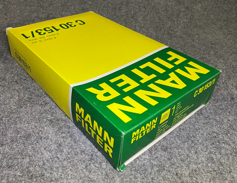 Mann Filter Air Filter - C 30 153/1 / 13-71-7-526-008 -For BMW 760i, 750i & More