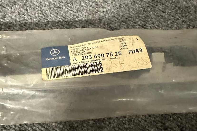 Mercedes-Benz Left Door Trim - A 203 690 75 25 7D43 - Fits MBZ C240 & C320