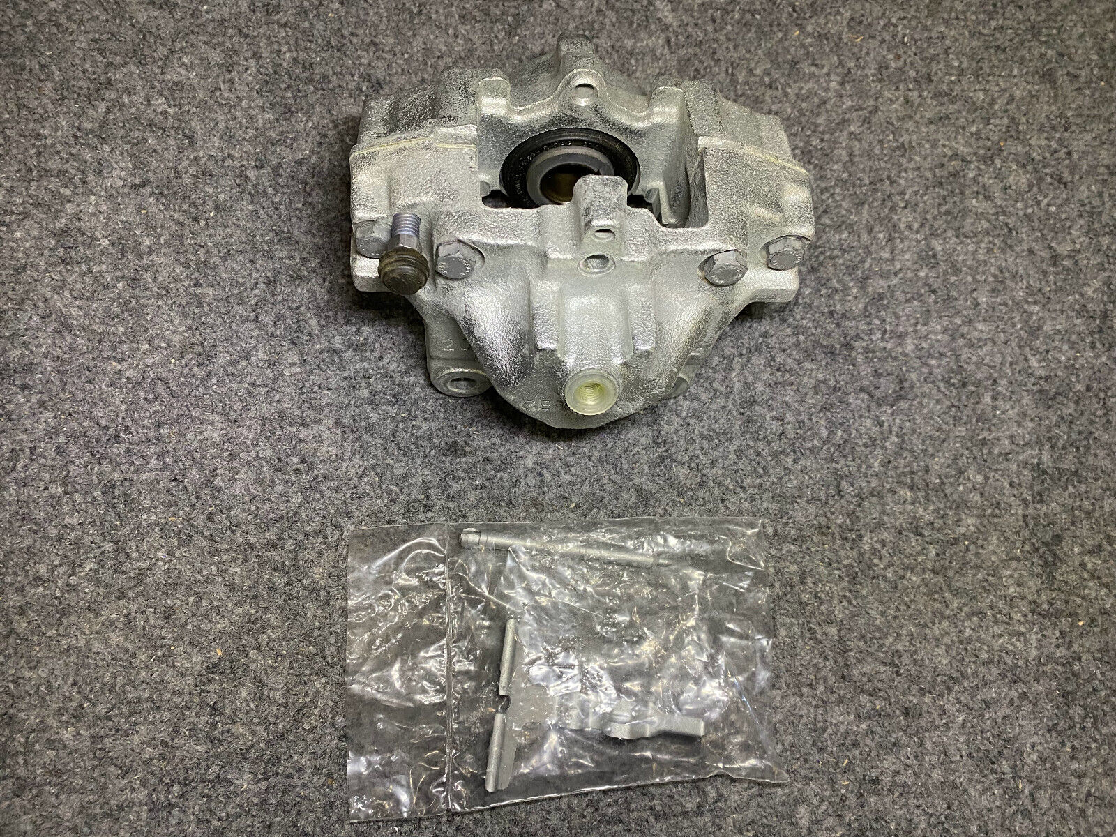 Mercedes-Benz Rear Right Brake Caliper - A0034239798 - Fits MBZ C320 & Others