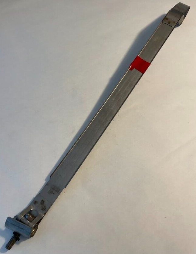 Mercedes-Benz Rear Lower Fuel Tank Strap - 163-475-01-21 - For ML500 & ML55 AMG