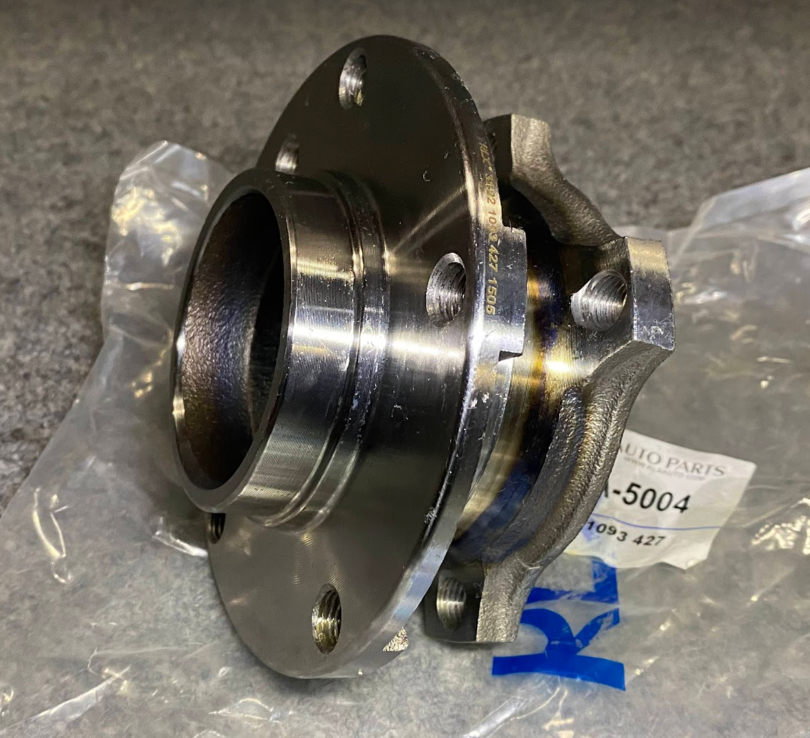 KLX Front Wheel Hub Assembly - KLX-A-5004 / 31-22-1-093-427 - Fits BMW 5 Series