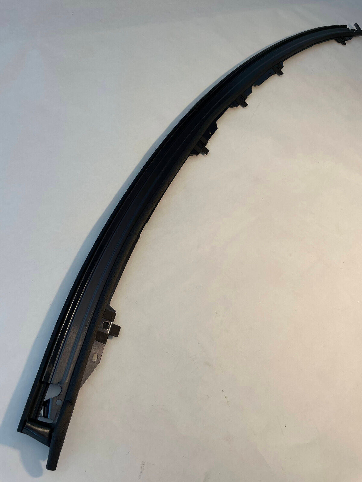 Mercedes-Benz Windshield Upper Garnish Molding - 129-670-04-21 - For MBZ 300SL