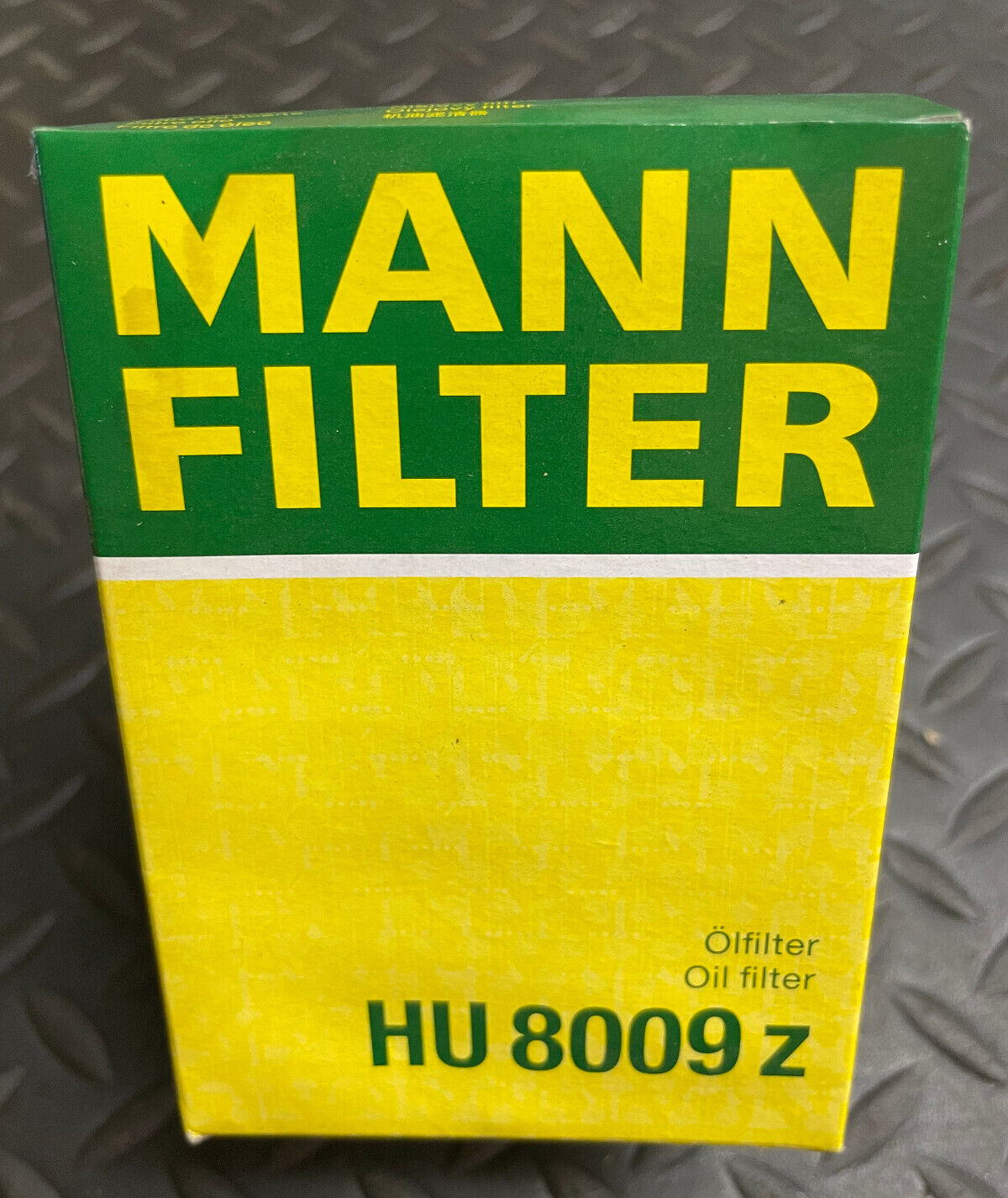 Mann Filter Oil Filter Kit - HU8009Z - For Porsche Cayenne, Volkswagen Atlas