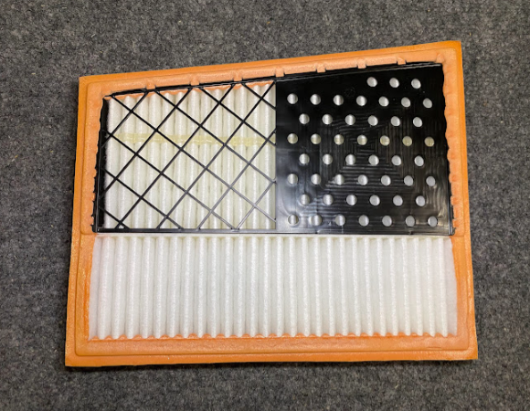 Mann Air Filter - C 25 004 / 6420942804 - Fits Mercedes-Benz E320 & More