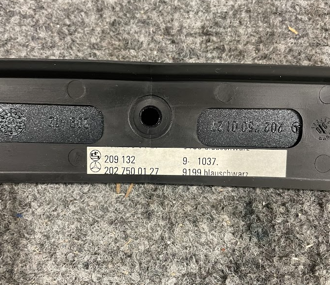 Mercedes-Benz Housing - 202-750-01-27 - For Mercedes-Benz C230, C280 & C220