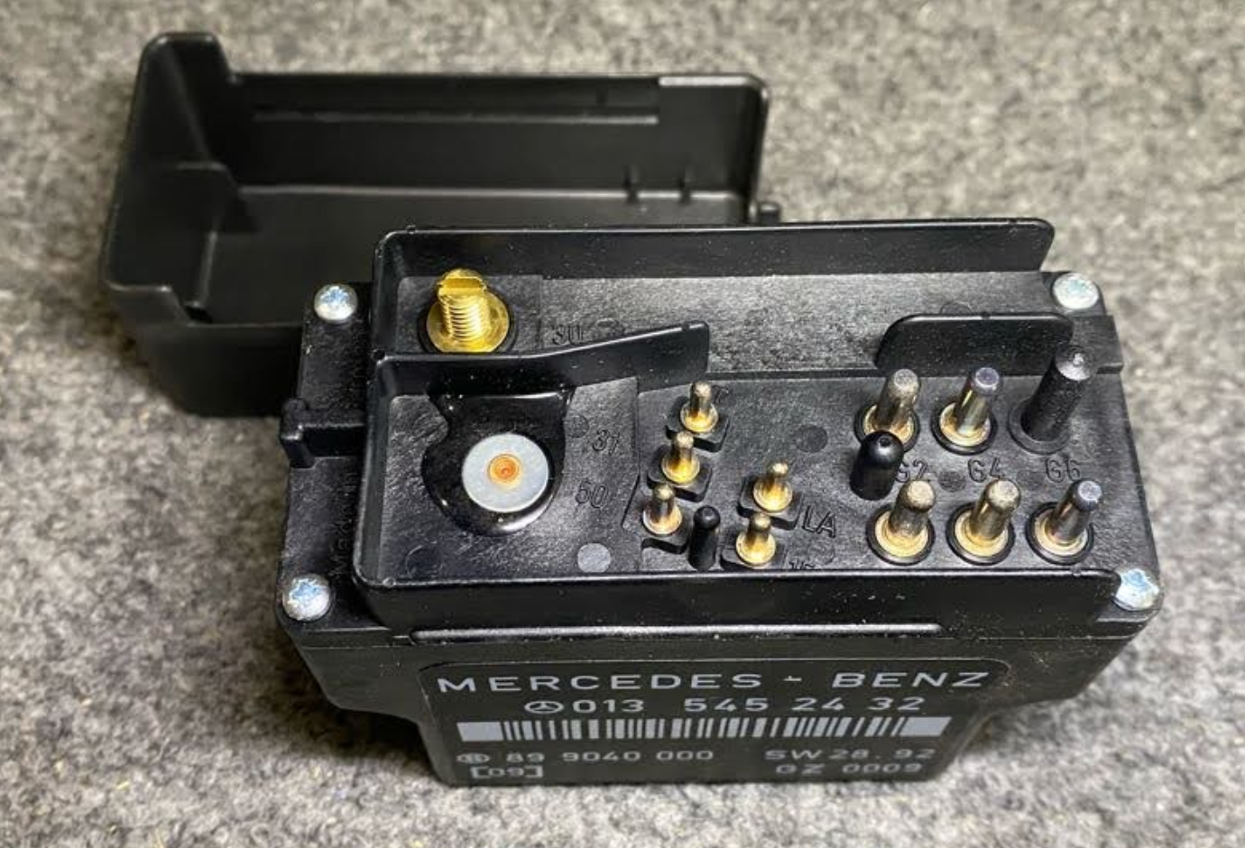 Mercedes-Benz Diesel Glow Plug Controller - 013-545-24-32 - MBZ 300D 1990-1993
