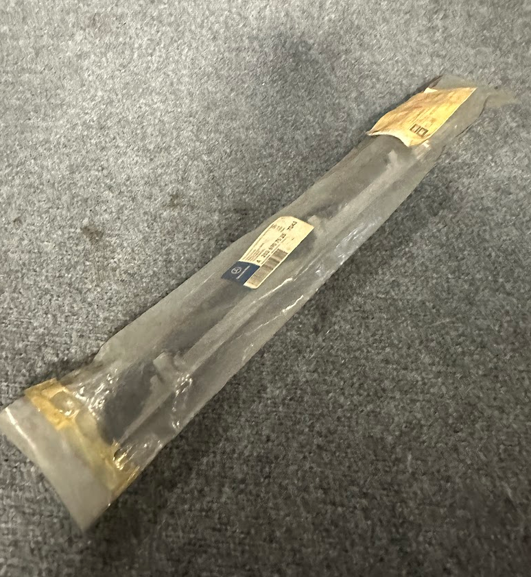 Mercedes-Benz Left Door Trim - A 203 690 75 25 7D43 - Fits MBZ C240 & C320