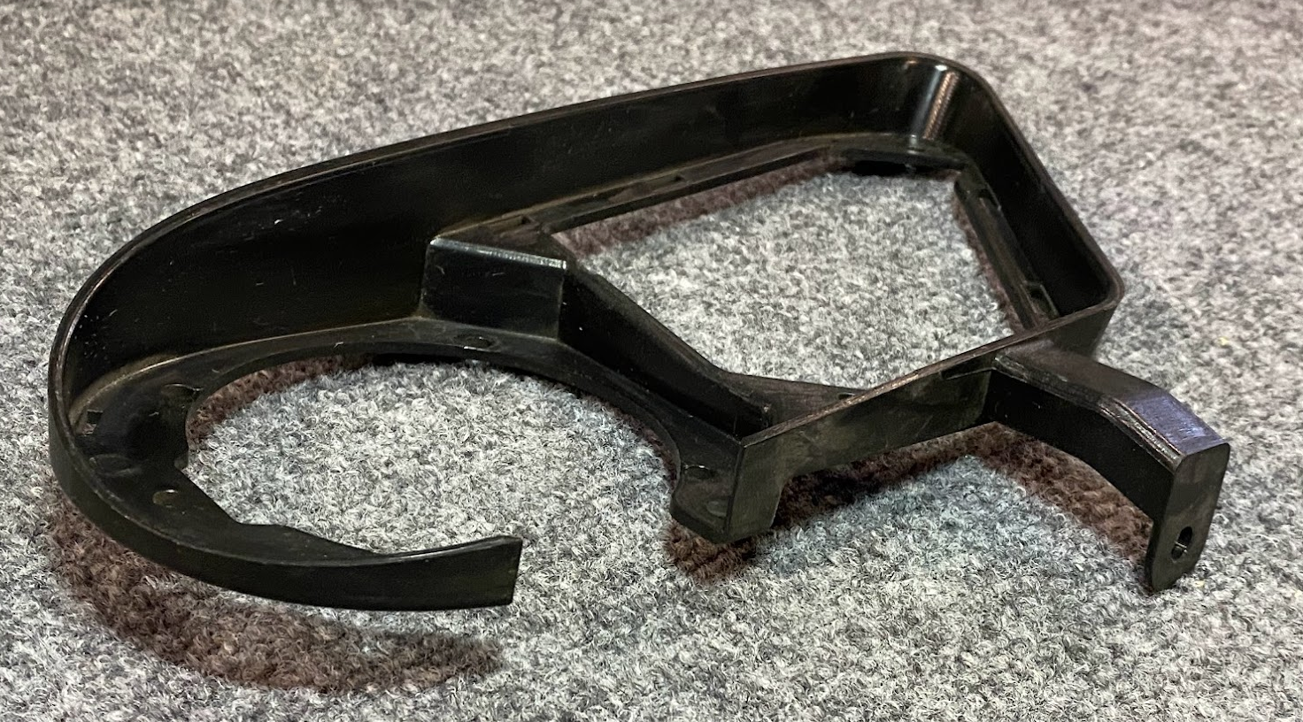 Mercedes-Benz Right Fog Lamp Holder - A 219 885 04 14 - Fits MBZ CLS-Class 06-11
