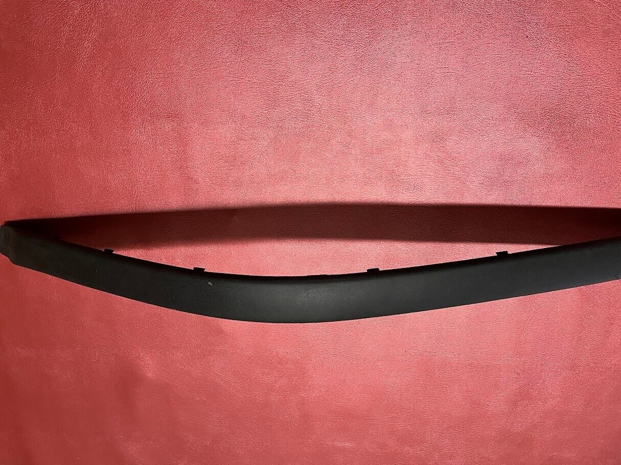 ZGL Front LH Bumper Trim - 51-11-8-159-351 - For BMW 528i & 540i (1998-2000)