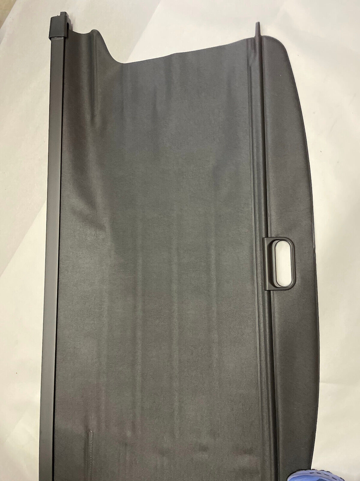 General Motors Cargo Area Security Shade - 84449319 - For Chevrolet Traverse