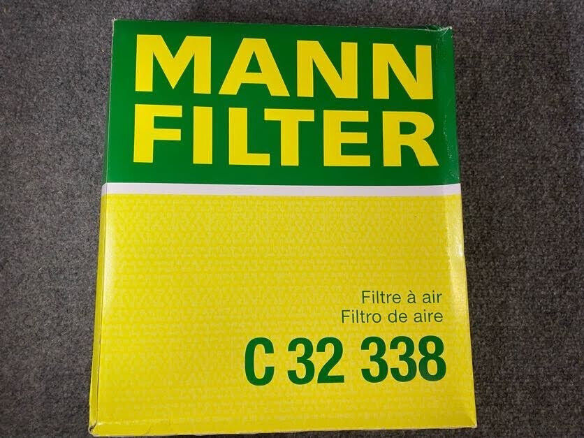 MANN Air Filter - C32338 - For Mercedes-Benz Sprinter & Volkswagen LT