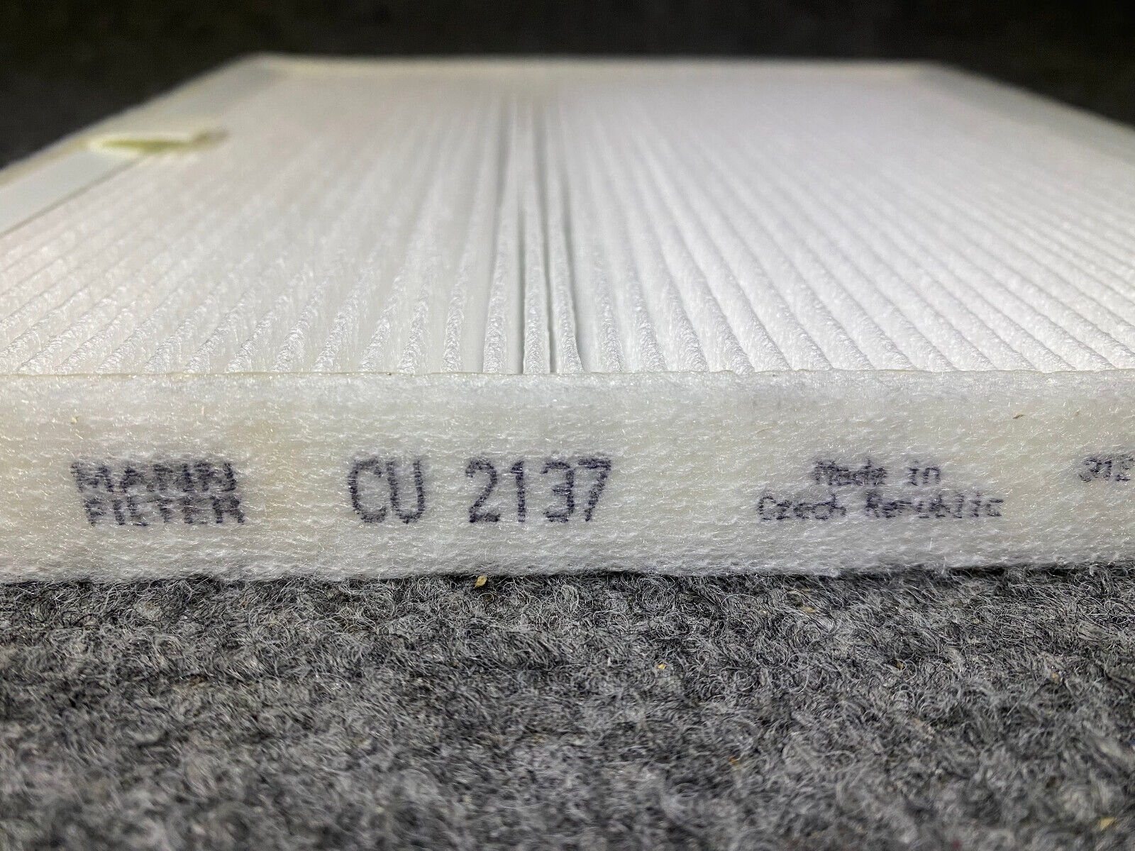 MANN FILTER Cabin Air Filter - CU2137 / 30612666 - Fits Volvo S40 & V40