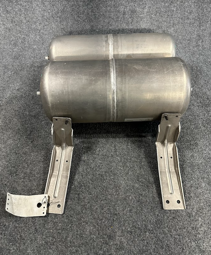 Mercedes-Benz Pressure Accumulator - 164-320-03-15 - Fits MBZ GL Class 2007-2012