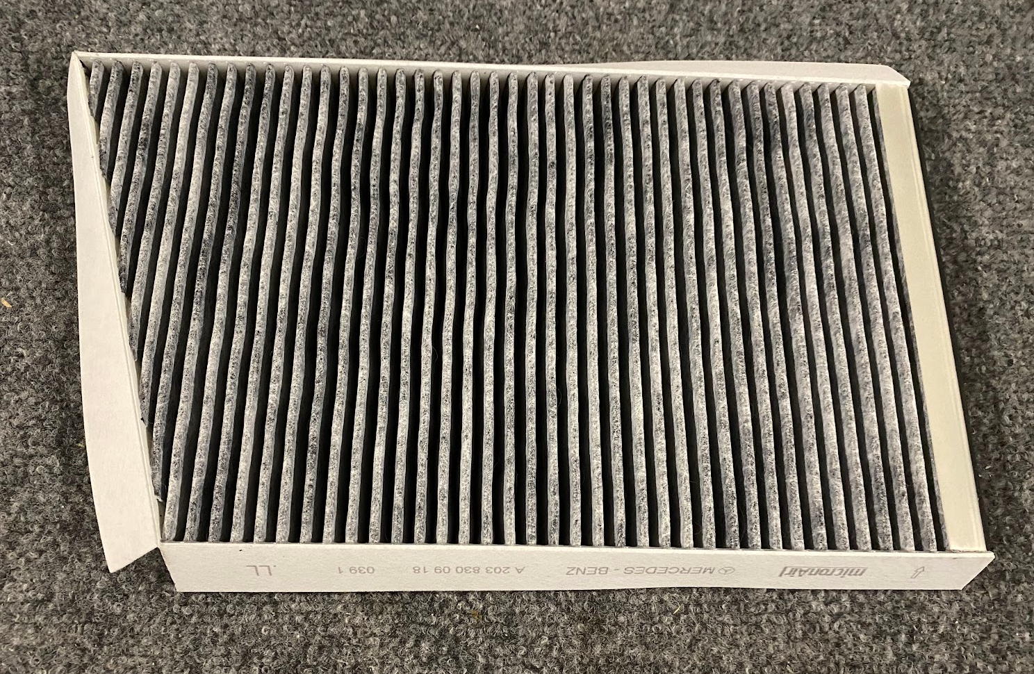 Mercedes-Benz Cabir Filter Element - A 203 830 09 18 - Fits MBZ CLK350 & More
