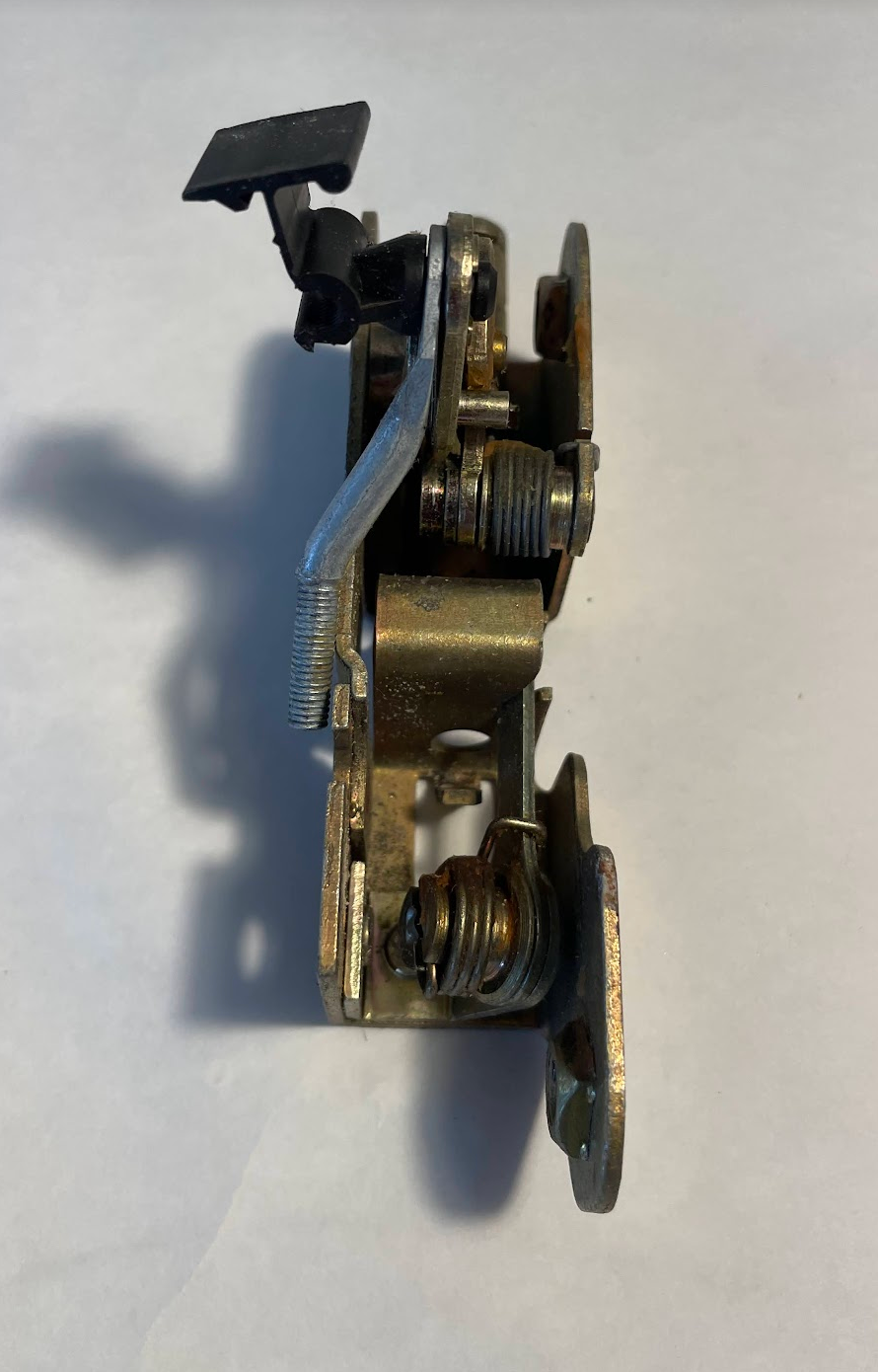 Mercedes-Benz Rear Trunk Lid Lock Latch - 140-750-02-84 - For MBZ S420 & More