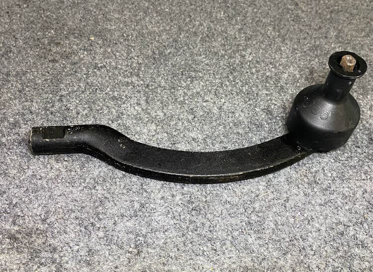 Lemforder Left Steering Tie Rod End - 26676 / 274496 - For Volvo V70 / S60 & S80