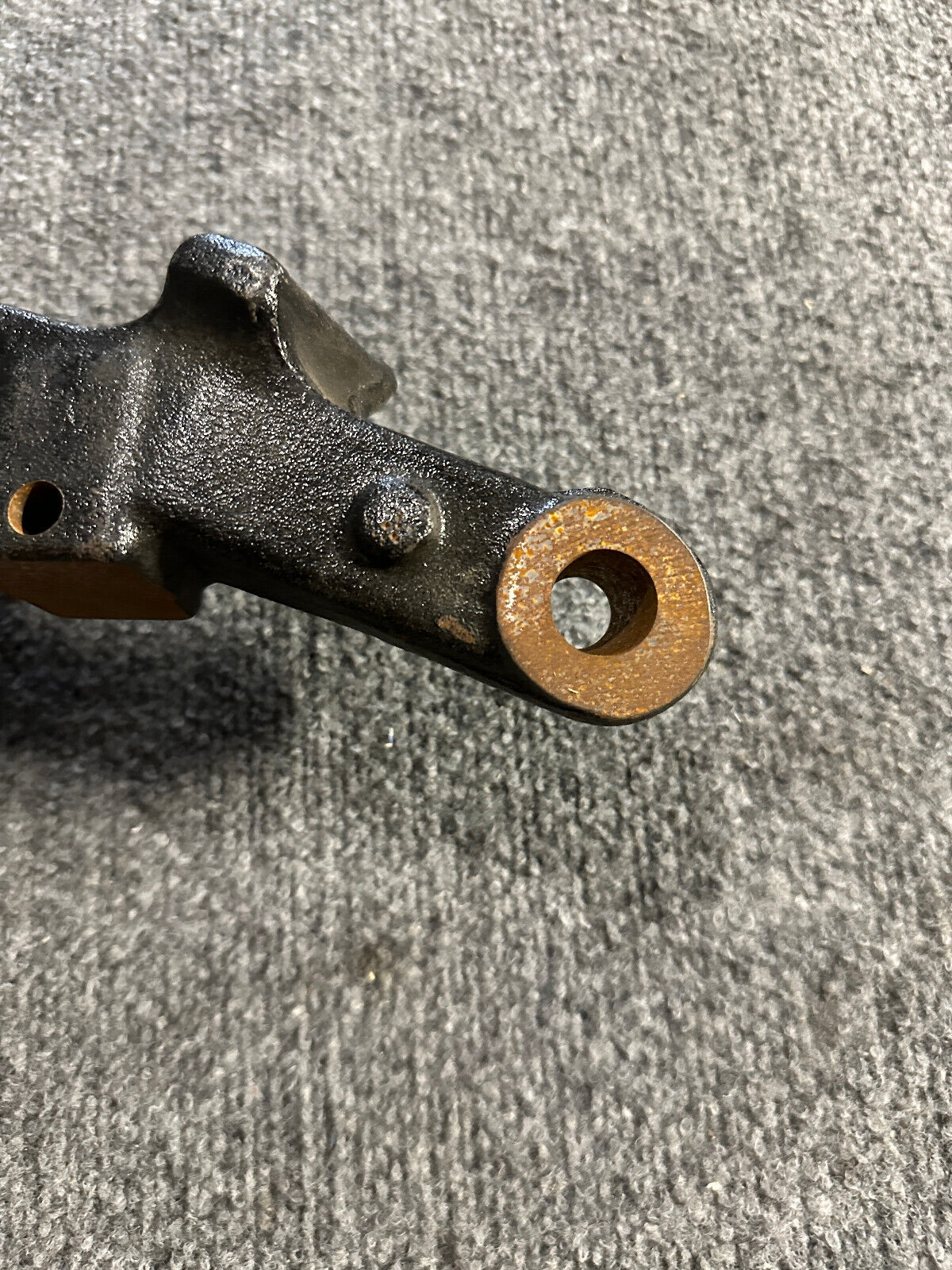 Front Left Lower Suspension Control Arm - 163-330-04-07 - Fits MBZ ML320 & Other
