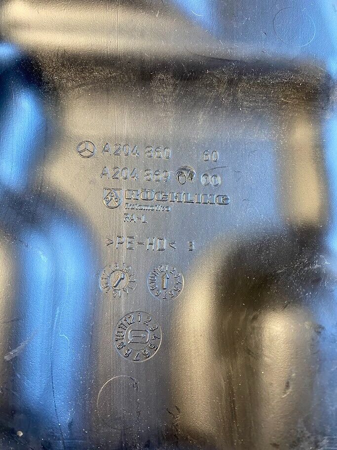 Mercedes-Benz Windshield Washer Fluid Reservoir - 204-869-01-00 -For E350 & More