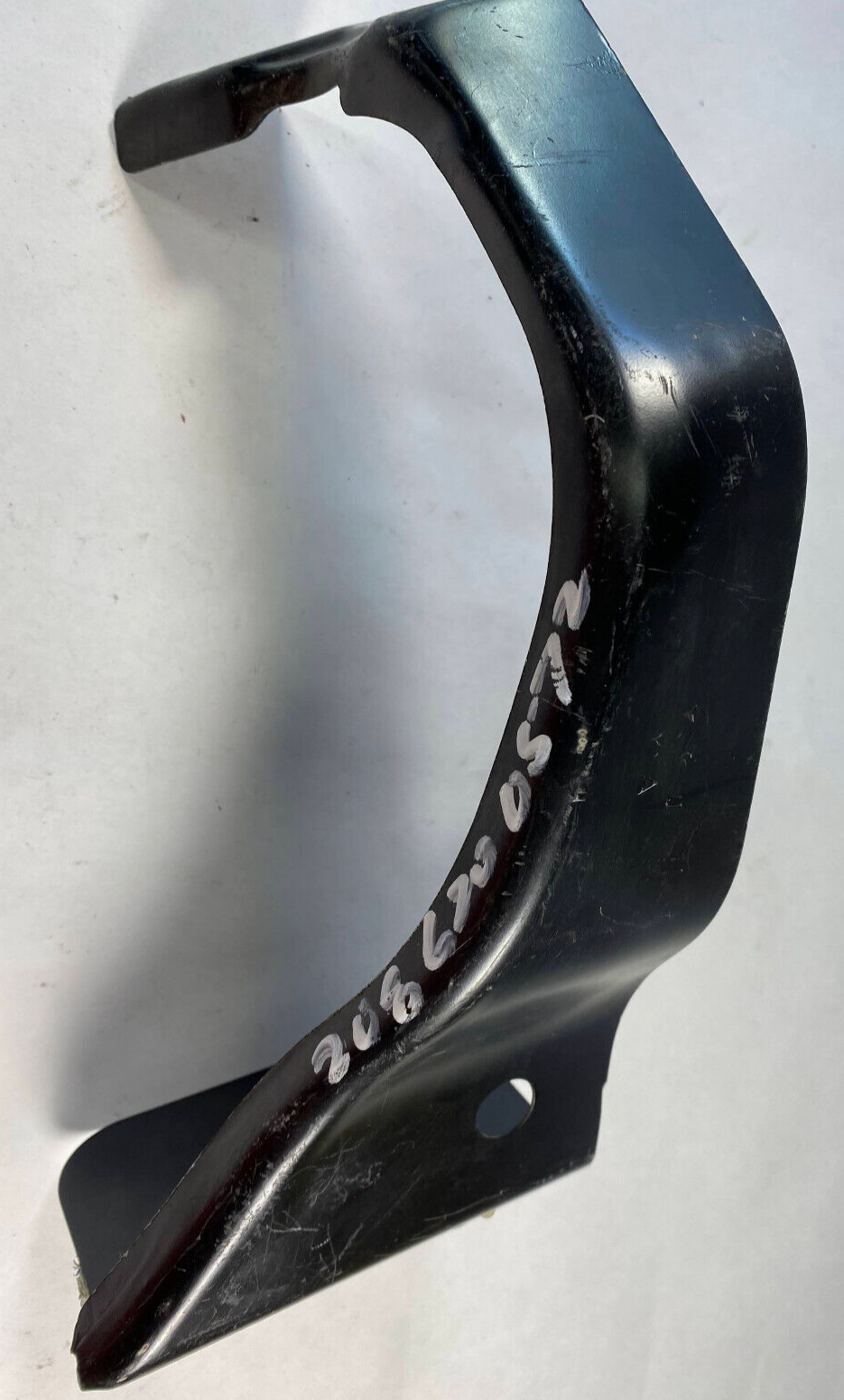 MBZ Front Fender To LH Wheelhouse Stiffener - 208-620-05-72 - For MBZ CLK430