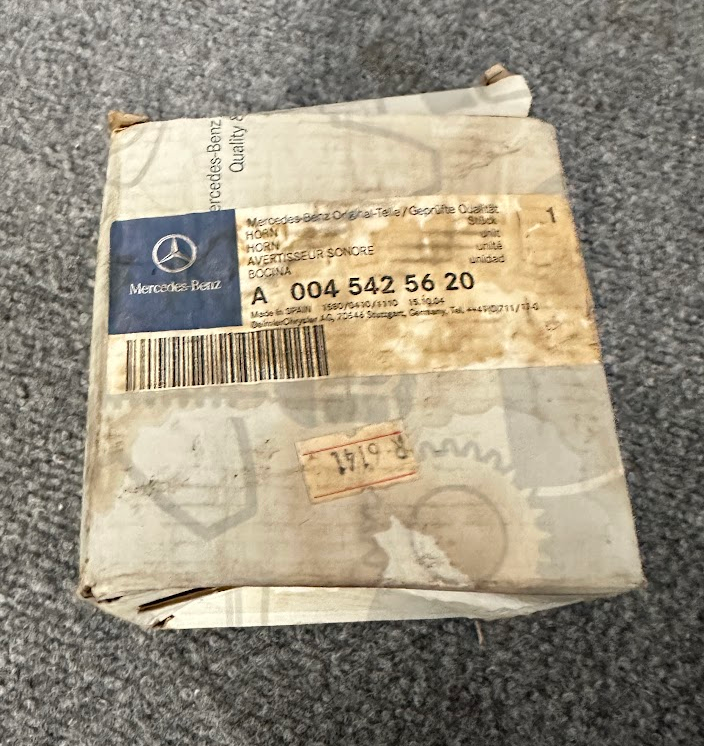 Mercedes-Benz Left Fanfare Horn - 004-542-56-20 - Fits MBZ C, ML, GL Class 94-16