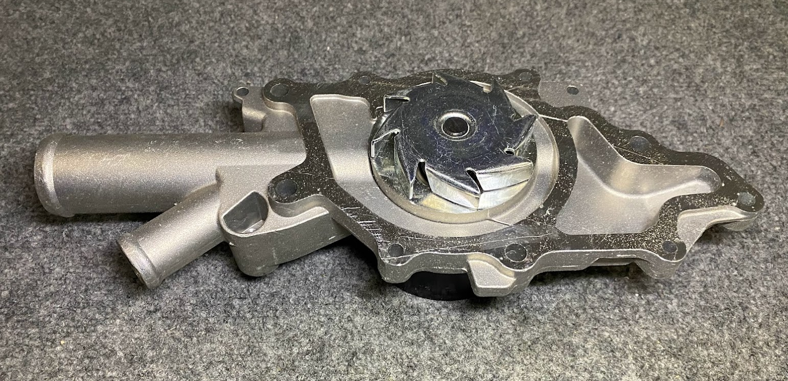 Hepu Water Pump - P167 / 613-200-09-01 - Fits Mercedes-Benz CDI E320 2005-2006