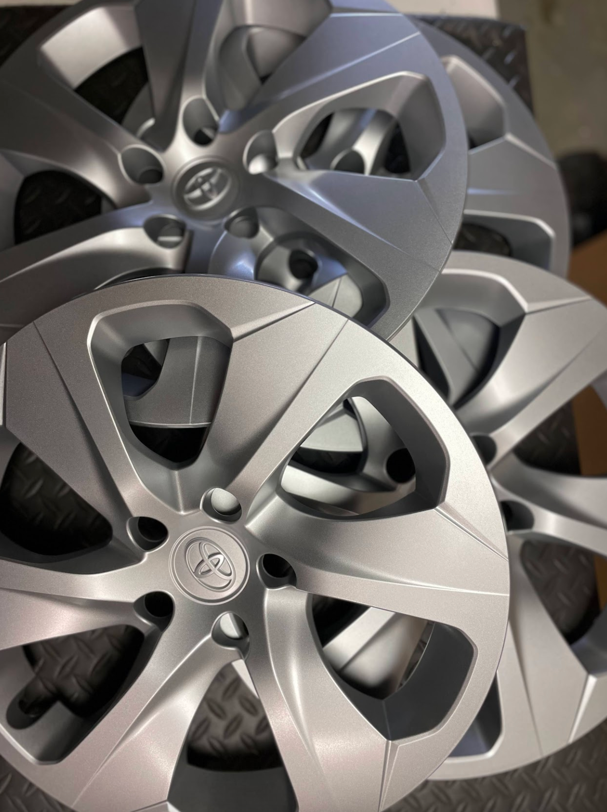 Toyota Wheel Cover Set (4 pcs) - 42602-0R040 - For Toyota RAV-4 2019-2022