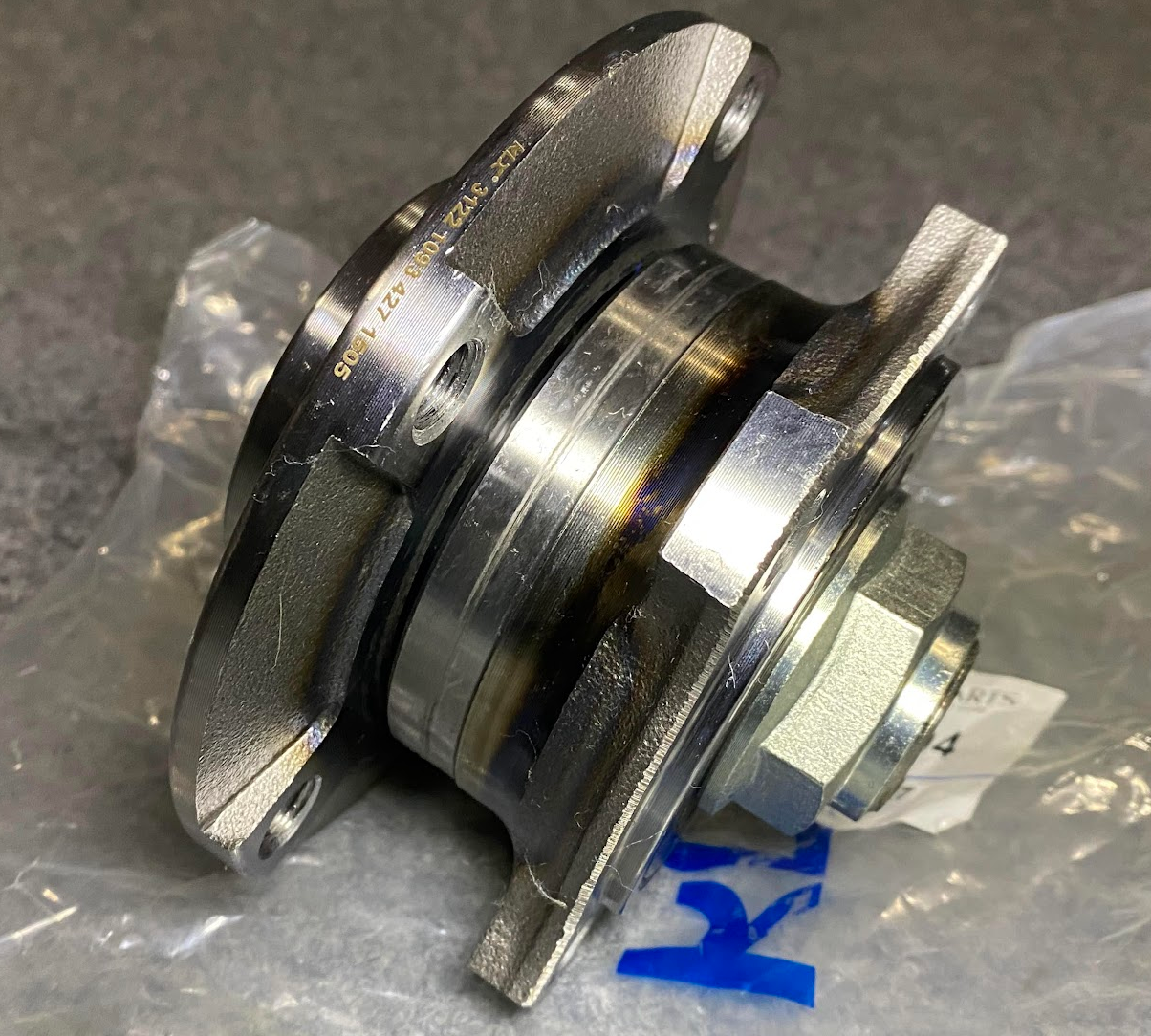KLX Front Wheel Hub Assembly - KLX-A-5004 / 31-22-1-093-427 - Fits BMW 5 Series