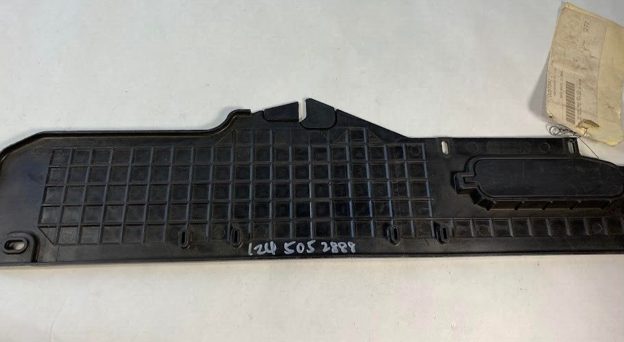 Mercedes-Benz Fan Shroud LH Cover - 124-505-28-88 - For MBZ 300D, 300TD & More