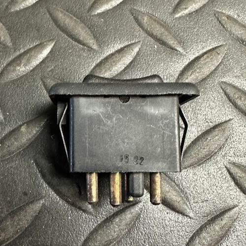 Electric Window Up/Down Switch - 447-959-515-B / 03-8326-30 -For Audi & VW 82-91