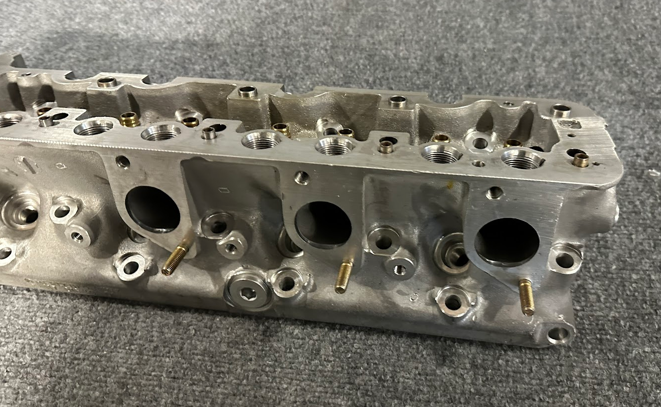 Mercedes-Benz Cylinder Head - A 117 010 31 41 - Fits MBZ 500SL & 500SEL