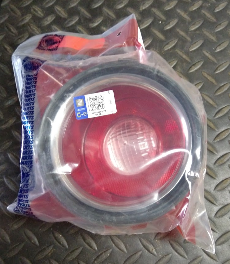 Trim Parts INC Back Up Light Lens - A6712 - For Chevrolet Camaro 1971-1973