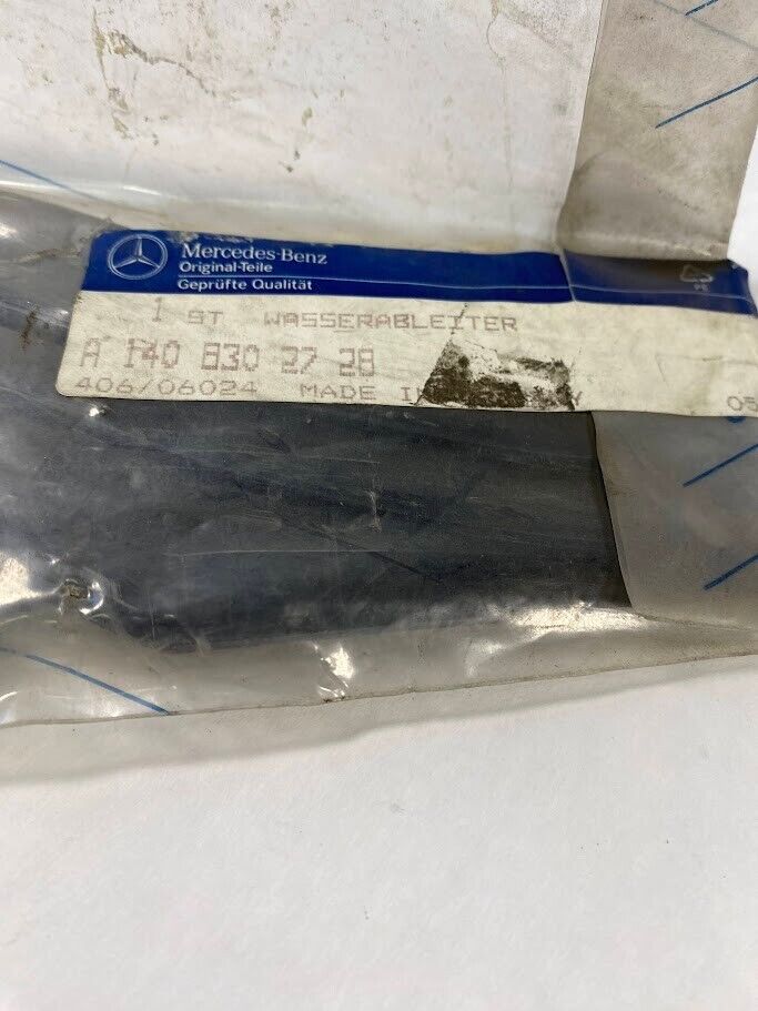 Mercedes-Benz Windscreen Wiper Linkage Water Baffle - 140-830-27-28 - For W140