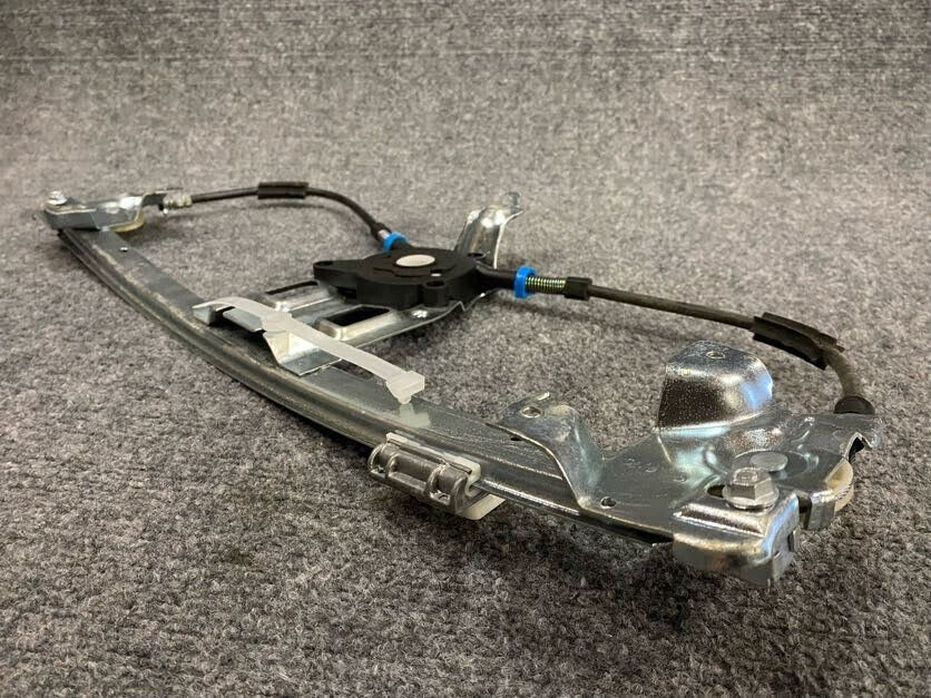 Left Window Regulator - 140-730-11-46 - Fits MBZ 300SD / 300SE / 400SE & Others