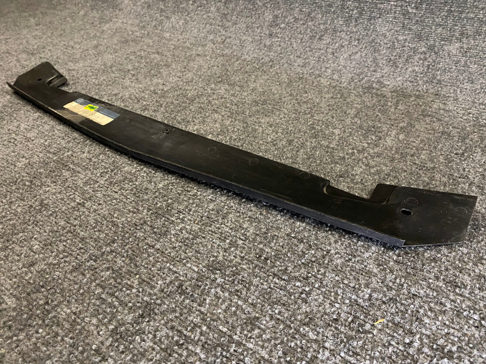 Mercedes-Benz Bumper Joint Cover - A 123-885-30-23 - Fits MBZ 300CD & Others