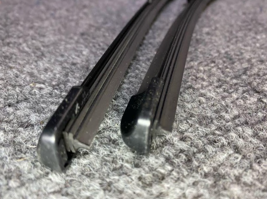 BMW Windshield Wiper Blade Set - 61 61 2 219 147 - Fits BMW 228i, M2 & More
