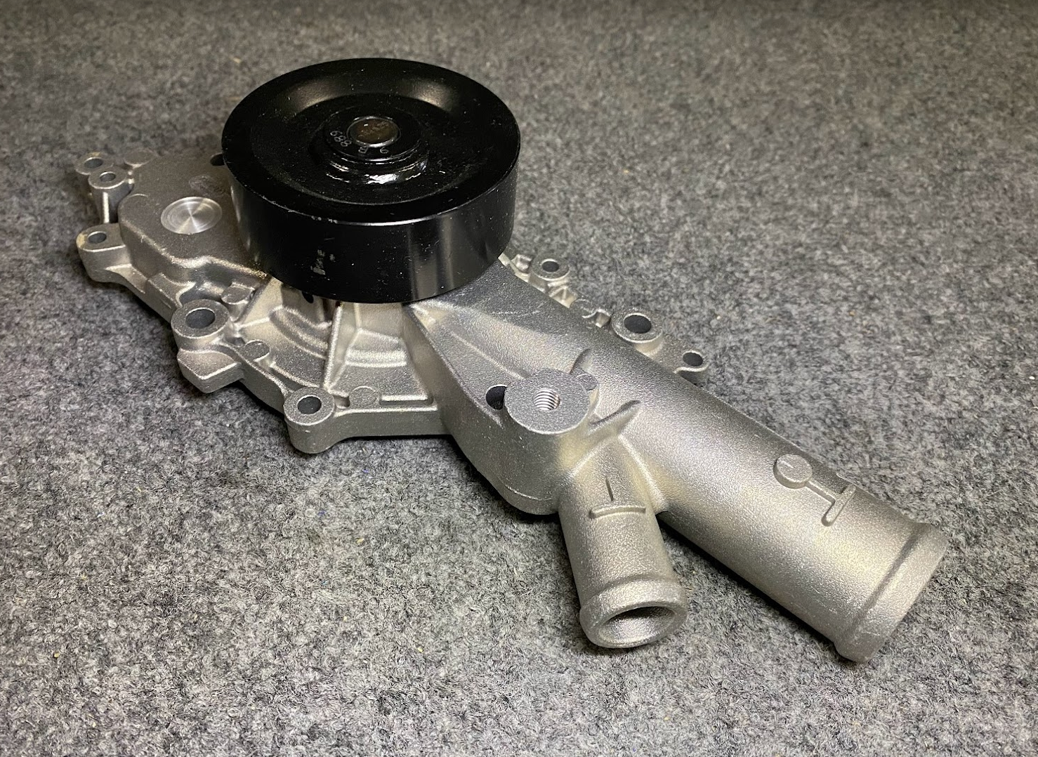 Hepu Engine Water Pump - P167 / 613-200-09-01 - For Mercedes-Benz CDI E320 05-06
