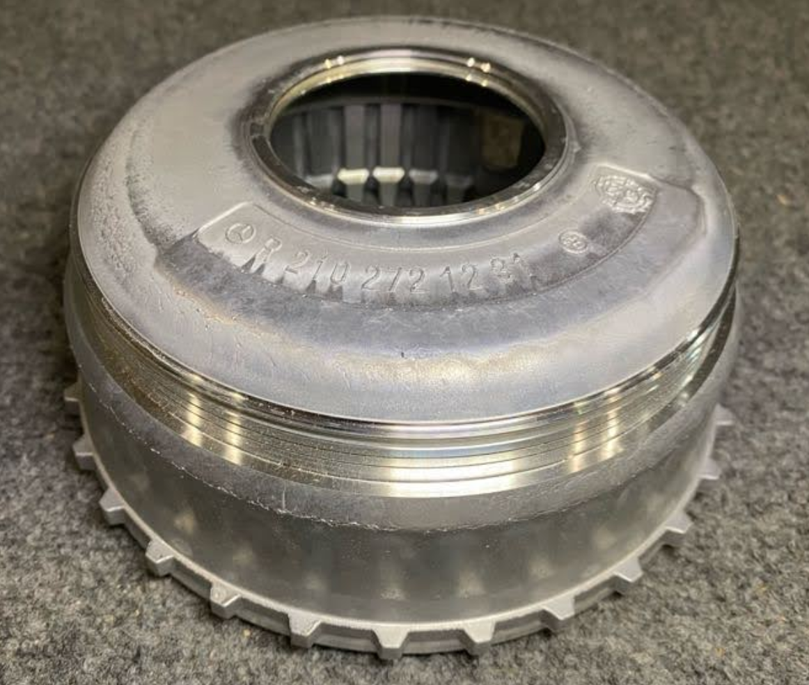 Mercedes-Benz Piston - 210-272-11-31 - Fits MBZ E320 / ML320 / C230 & Others