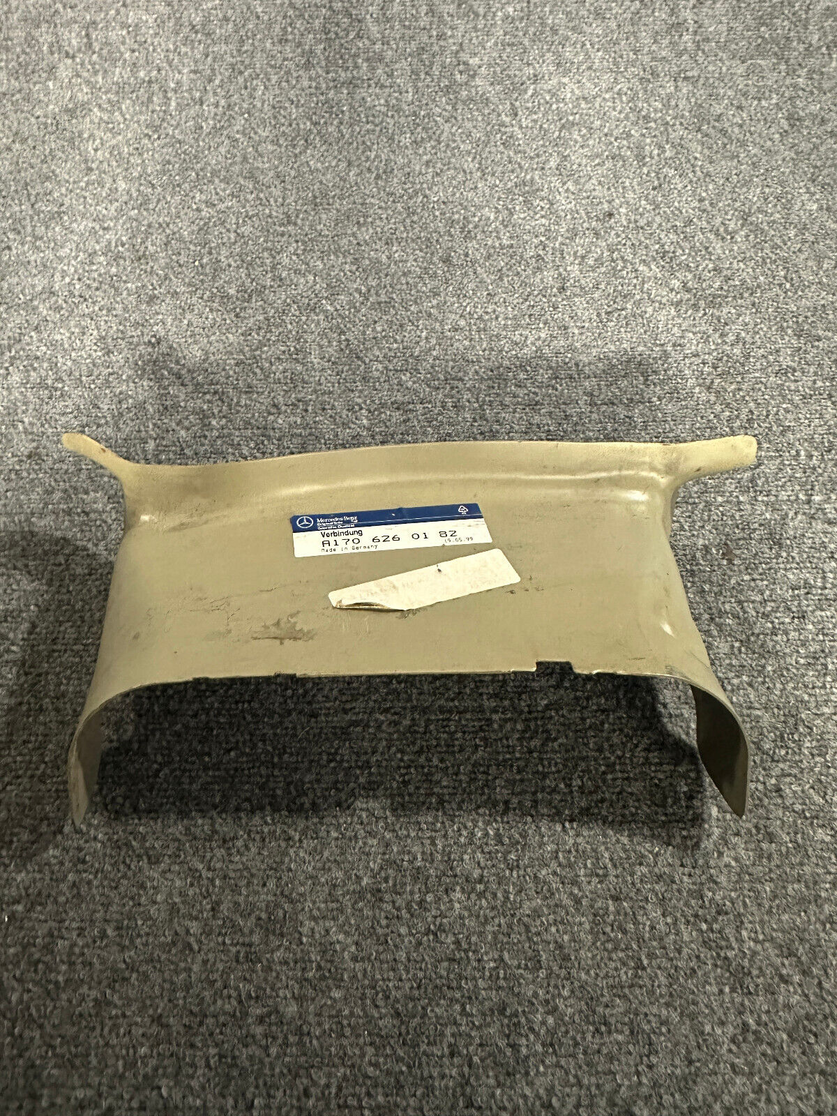 Mercedes-Benz Dash Panel Connector -A1706260182- Fits MB SLK230 / SLK320 & more
