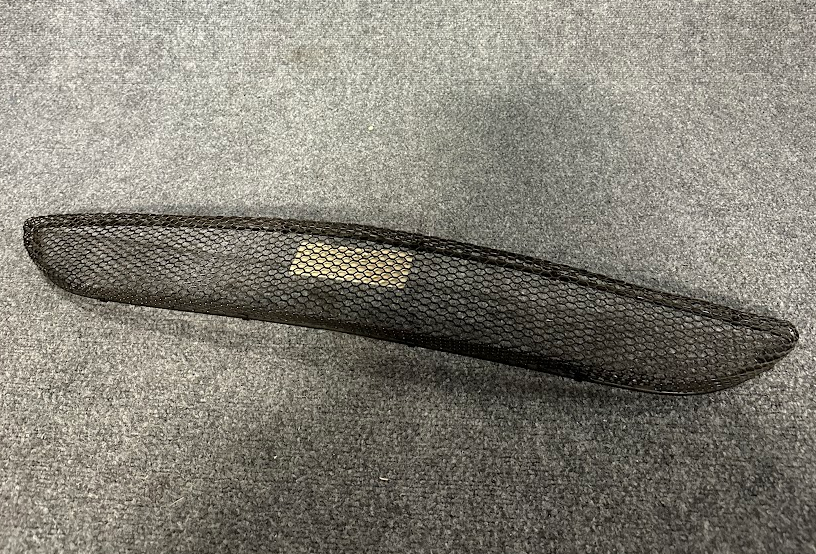 Mercedes-Benz Center Grille - A 170 885 04 53 - Fits SLK230, SLK320 & SLK32 AMG
