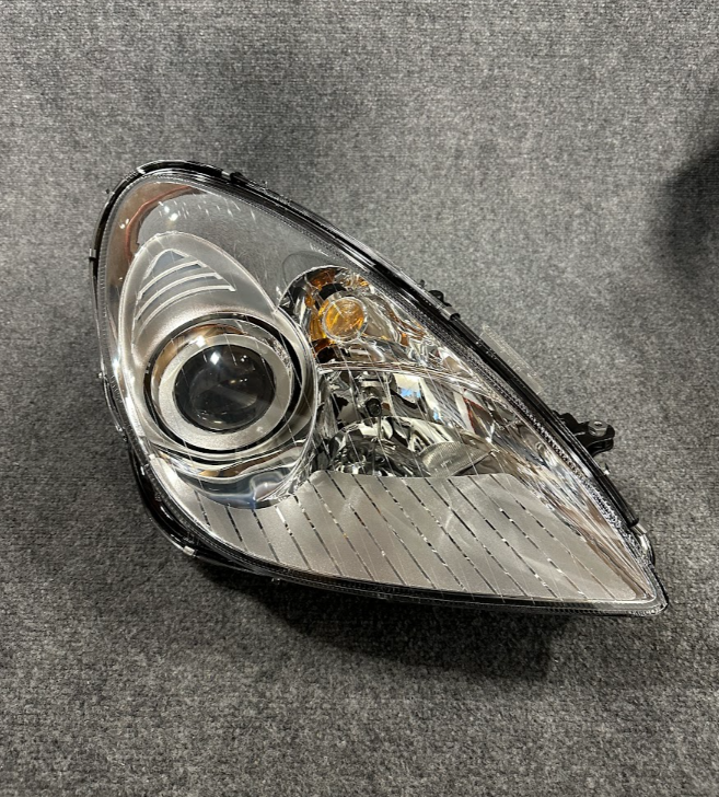 Genuine Mercedes Front RH Headlight Assy - A 171 820 42 61 -Fits SLK55AMG & More