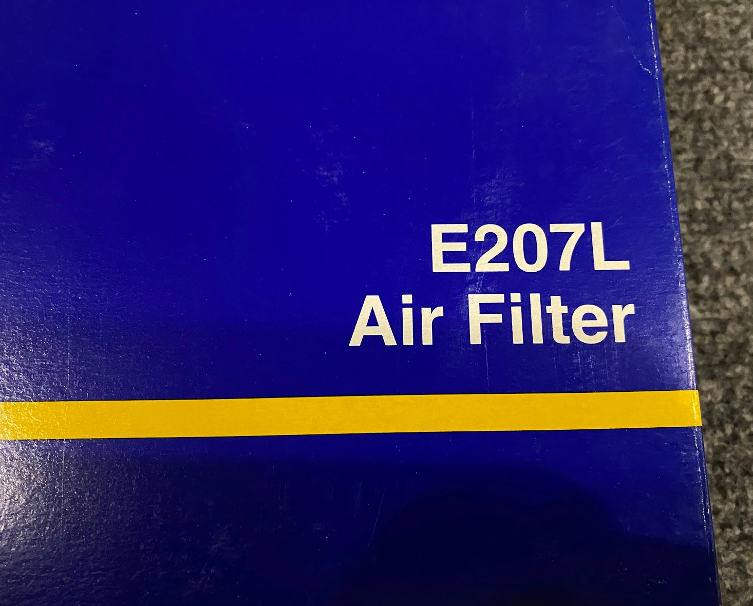 HENGST Air Filter - E207L / 602-094-04-04 - Fits Mercedes-Benz E300, 300D & 190D