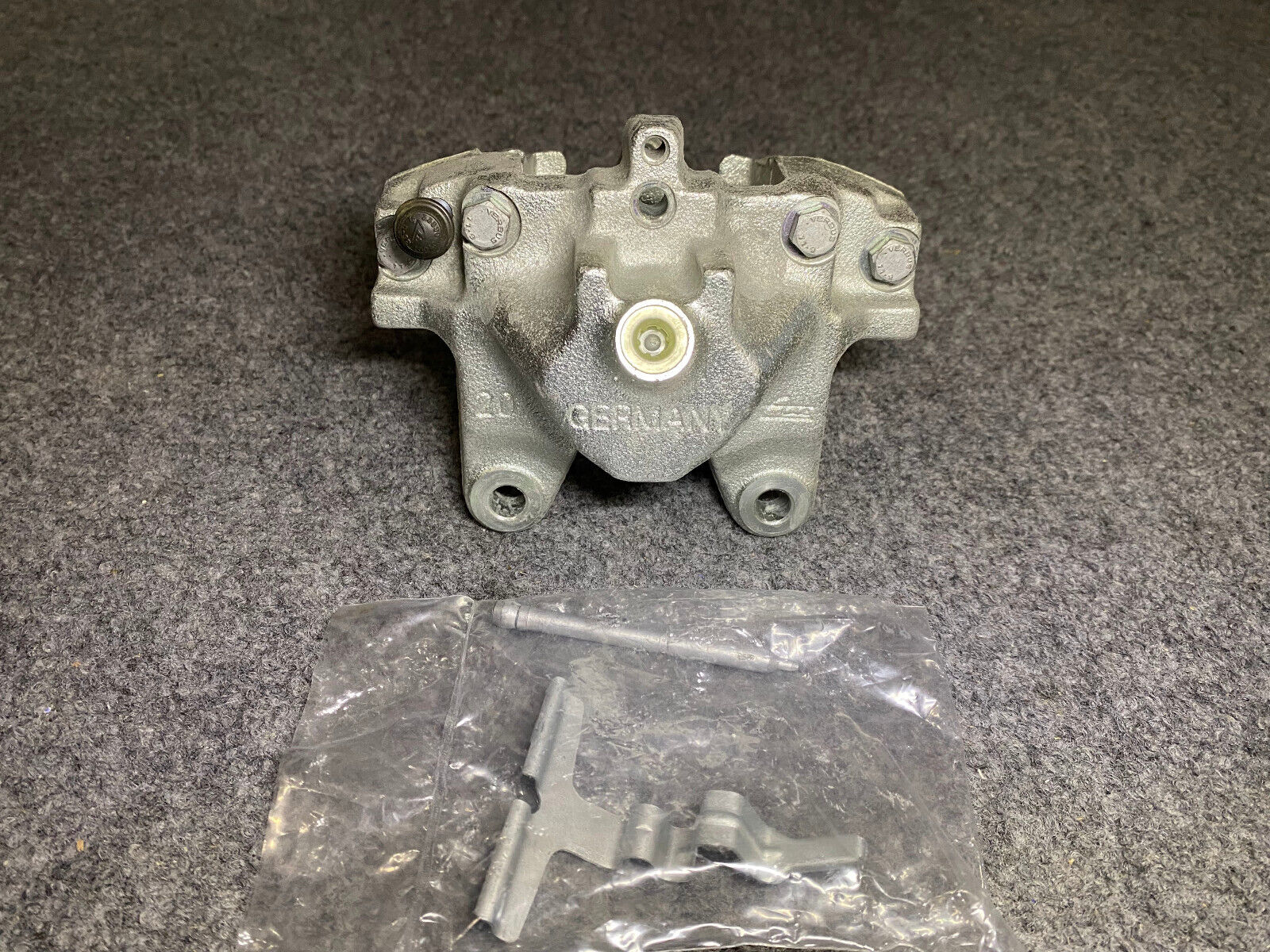 Mercedes-Benz Rear Right Brake Caliper - A0034239798 - Fits MBZ C320 & Others