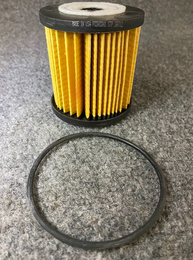 STP Engine Oil Filter - S8712 / 1275811-6 -Fits Volvo S80, C70, V70 & More